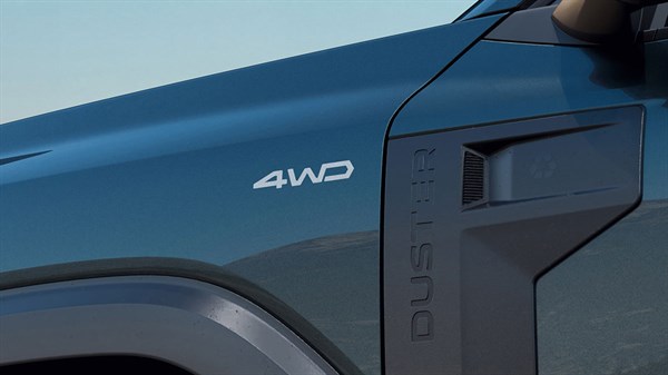 Renault Duster - 4WD badge